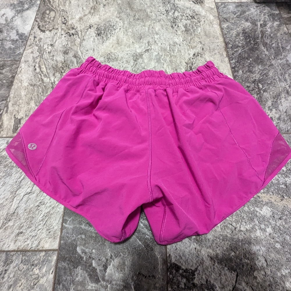 Lululemon Hottie Hot Short Low Rise 4" Inseam